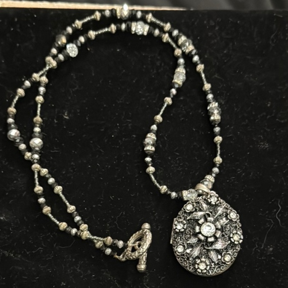 Elegant Silver & Black Beaded Necklace with Locket Pendant